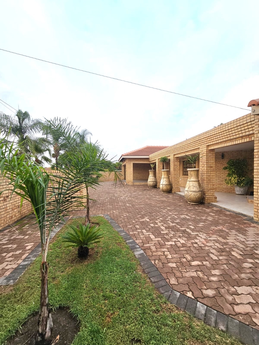 3 Bedroom Property for Sale in Jan Cillierspark Free State
